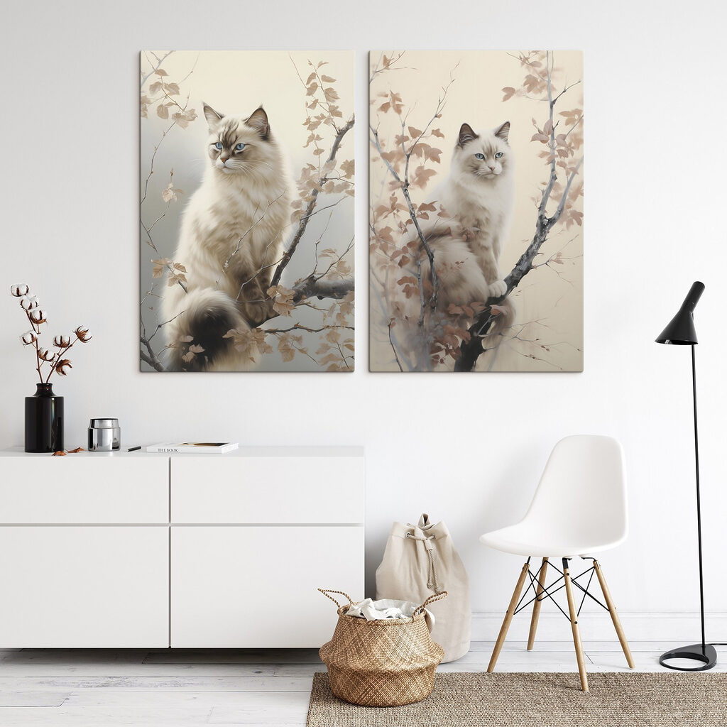 Gatos numa árvore — interior 1