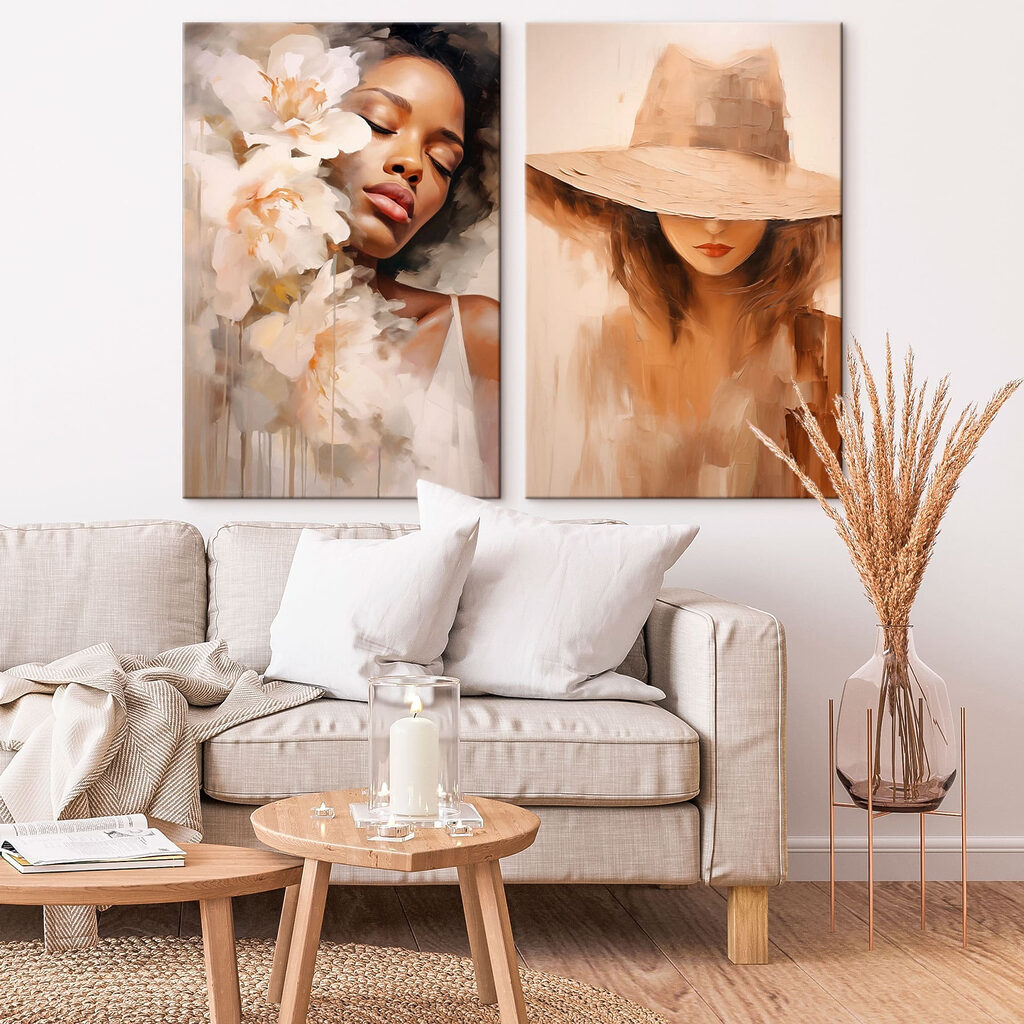 Mulher em pintura num interior