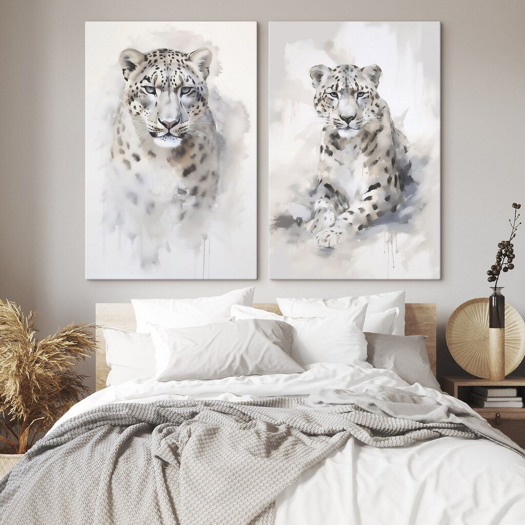 Felinos manchados em branco — interior 1