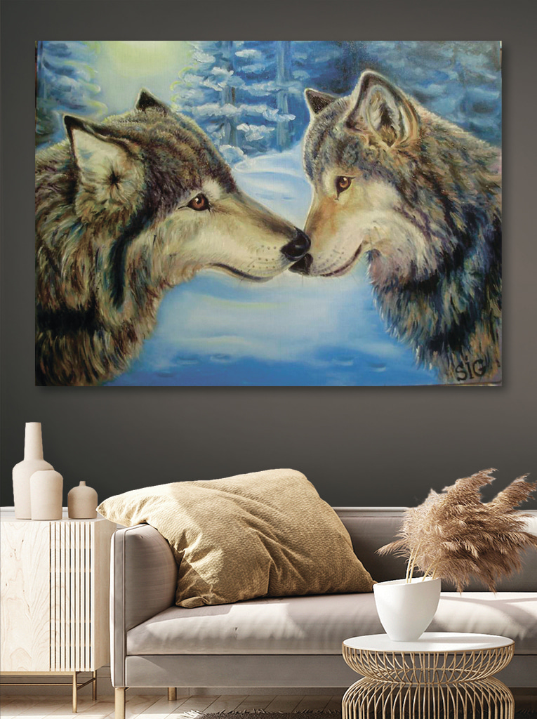 Lobos quase a tocar-se num interior