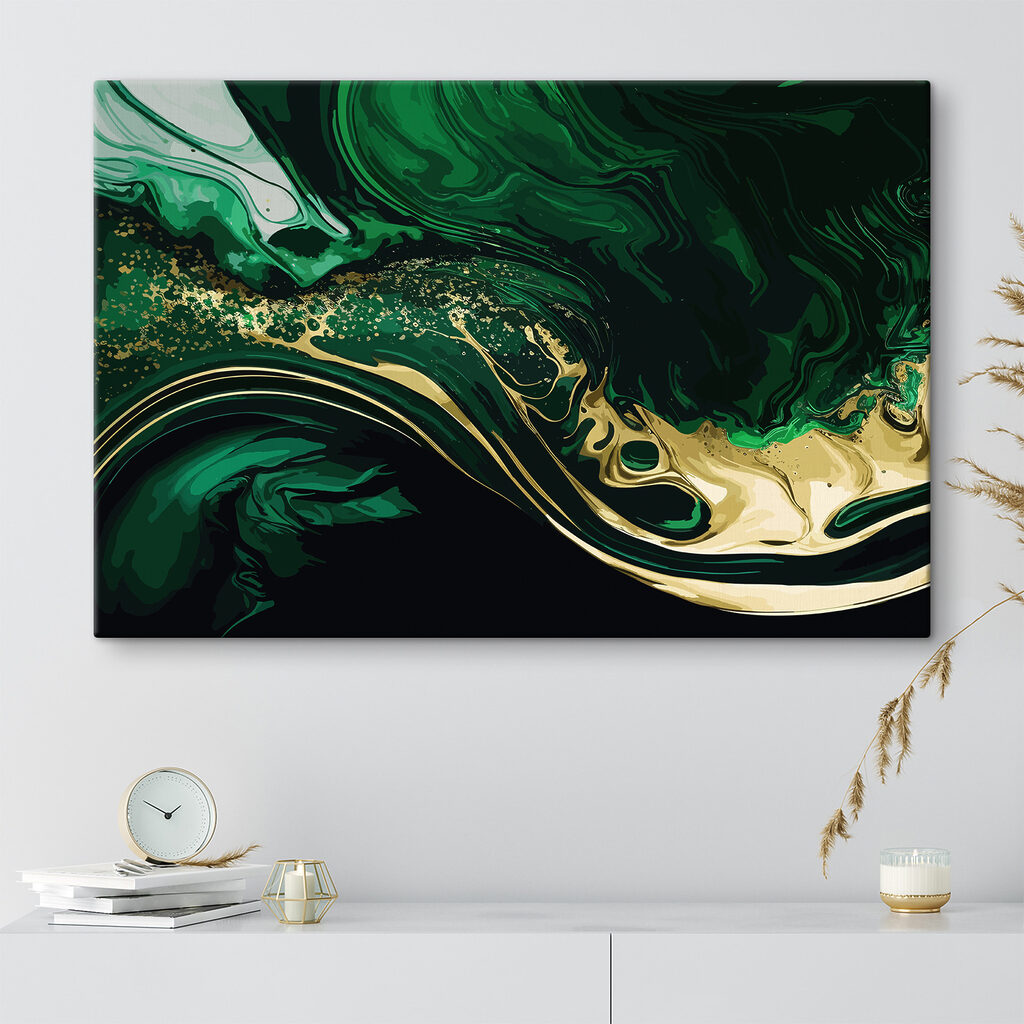 Dourado corre pelo verde — interior 2