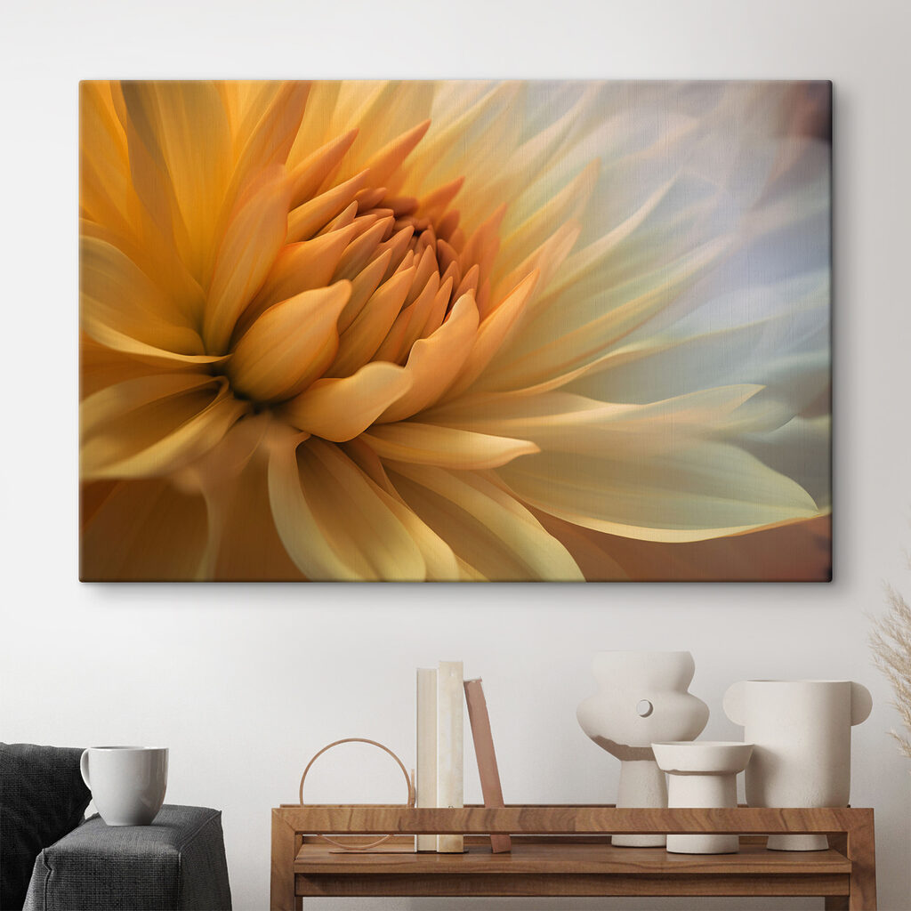 Flor de centro amarelo — interior 2