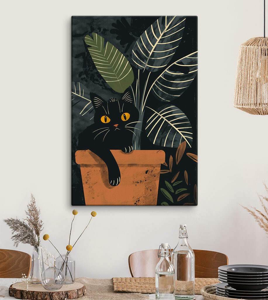 Gato preto entre folhas — interior 2