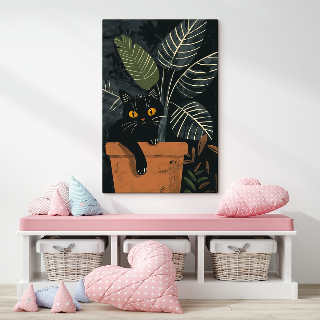 Gato preto entre folhas — interior 3