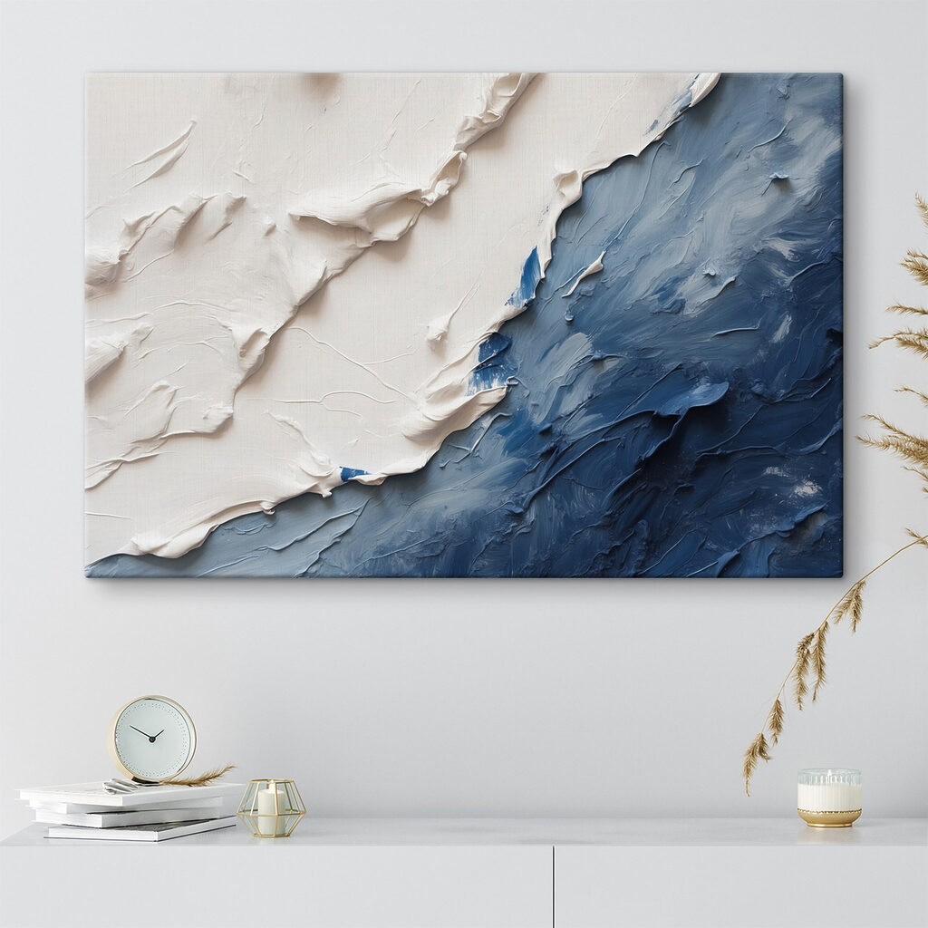 Branco sobre azul-escuro — interior 5