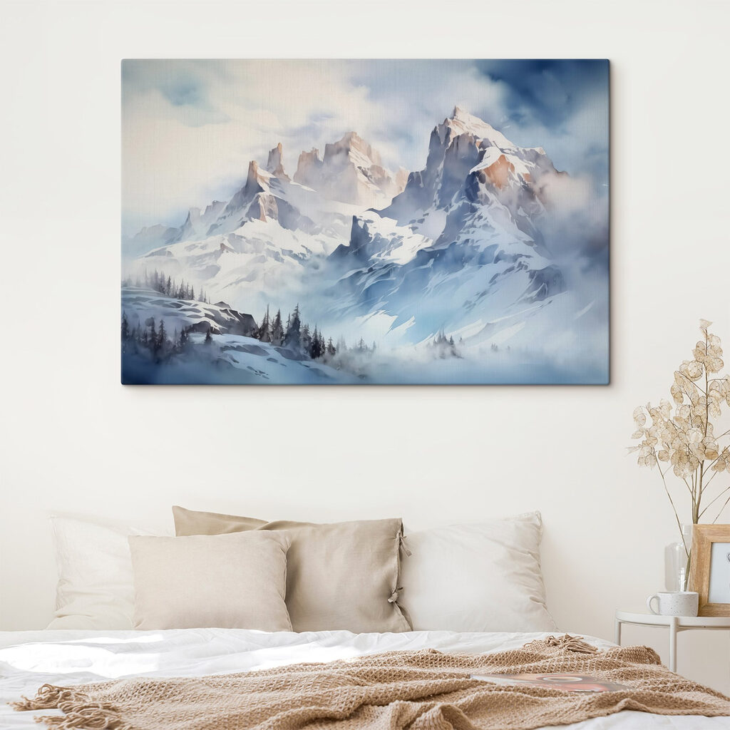 Picos nevados sob nuvens — interior 1