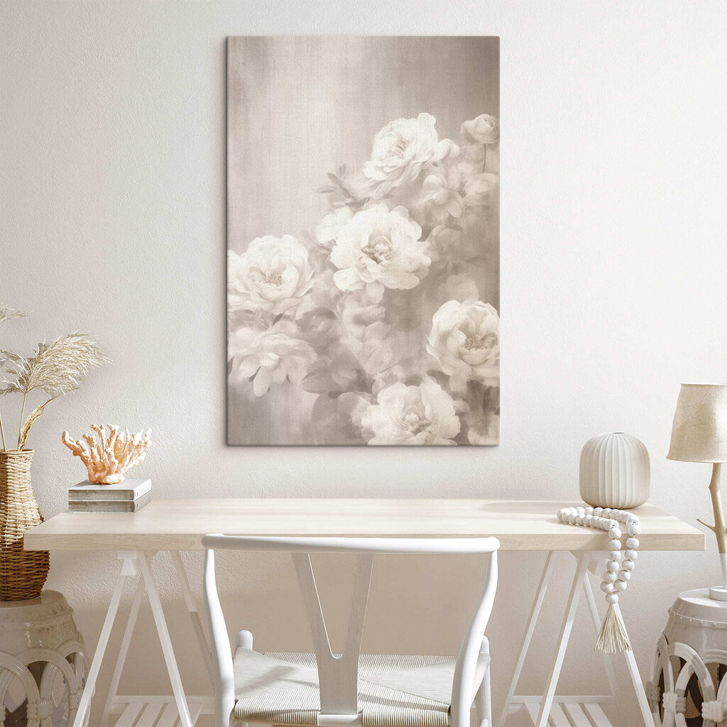 Rosas brancas em faixas — interior 1