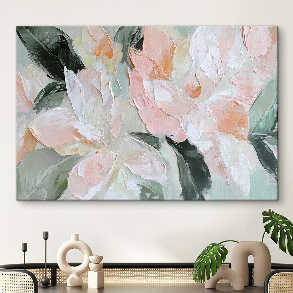 Flores pálidas em pinceladas num interior