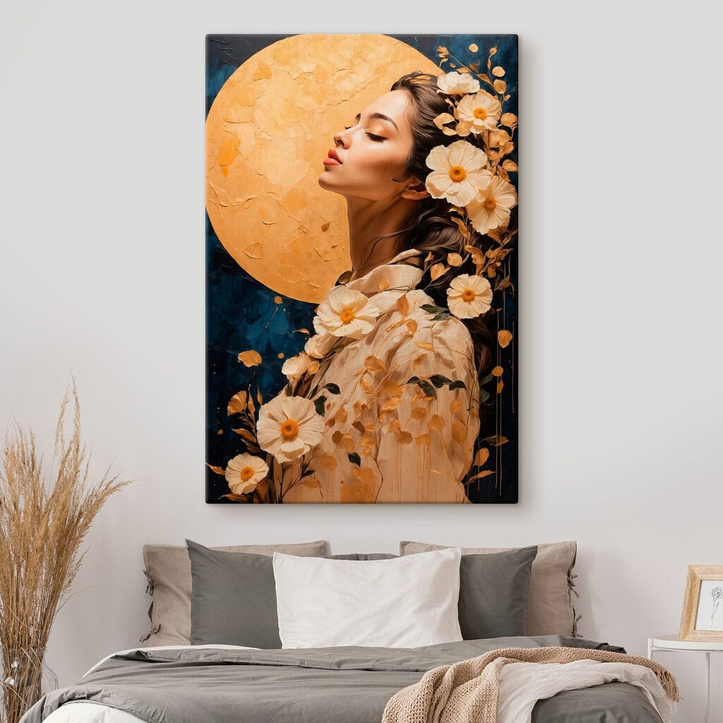 Mulher floral à lua — interior 1