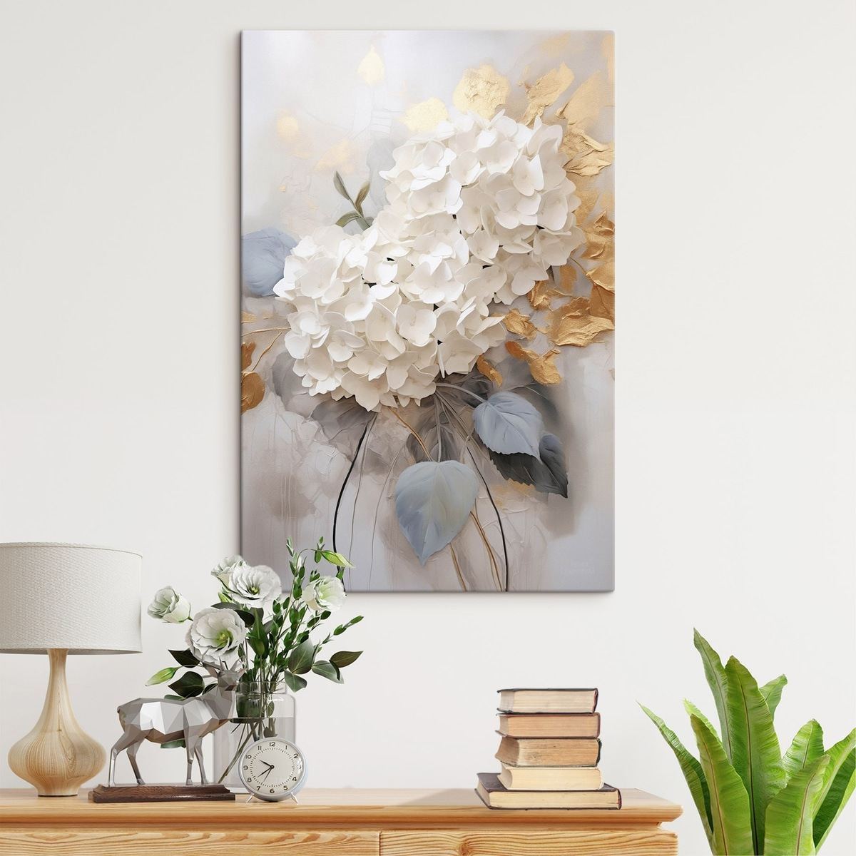 Hortênsias cor de marfim num interior