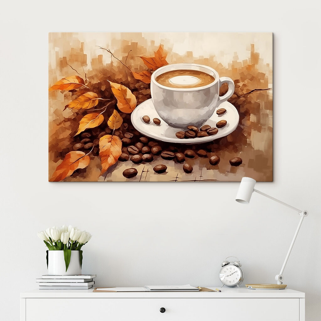 Café entre folhas outonais num interior