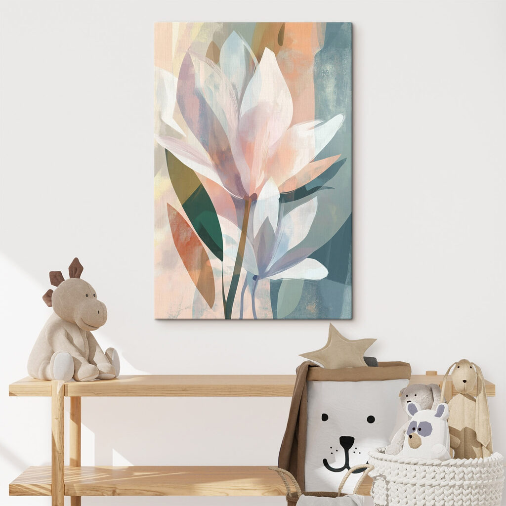 Flor branca entre planos — interior 2