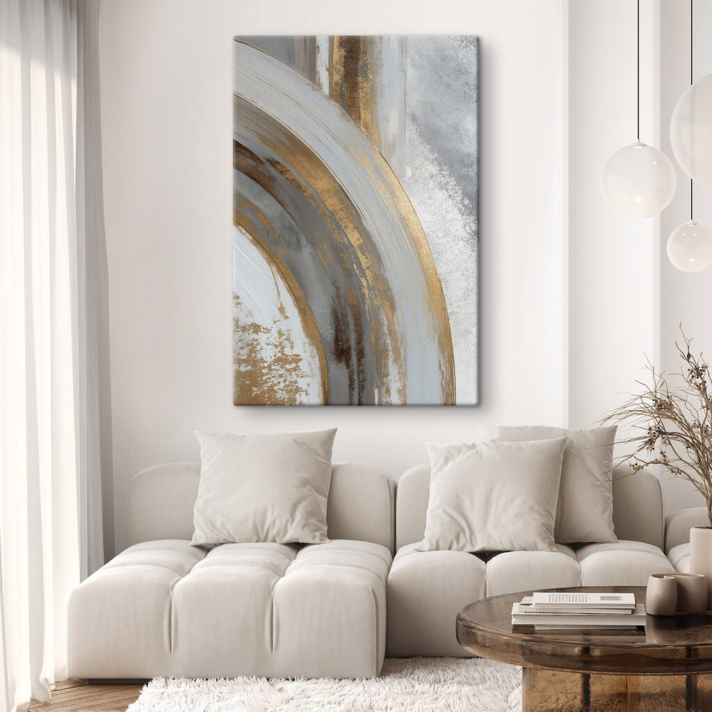 Arco cinzento e dourado — interior 1