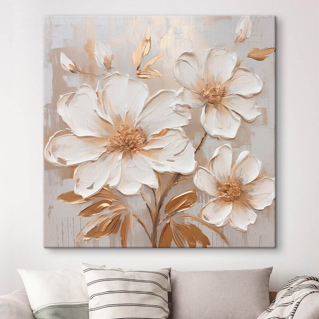 Flores entre folhagem leve num interior