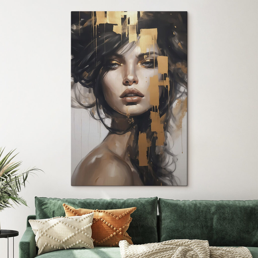 Mulher com tinta dourada — interior 1