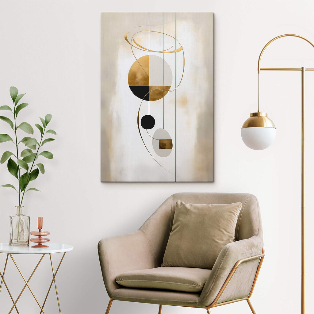Arco dourado sobre esferas — interior 1