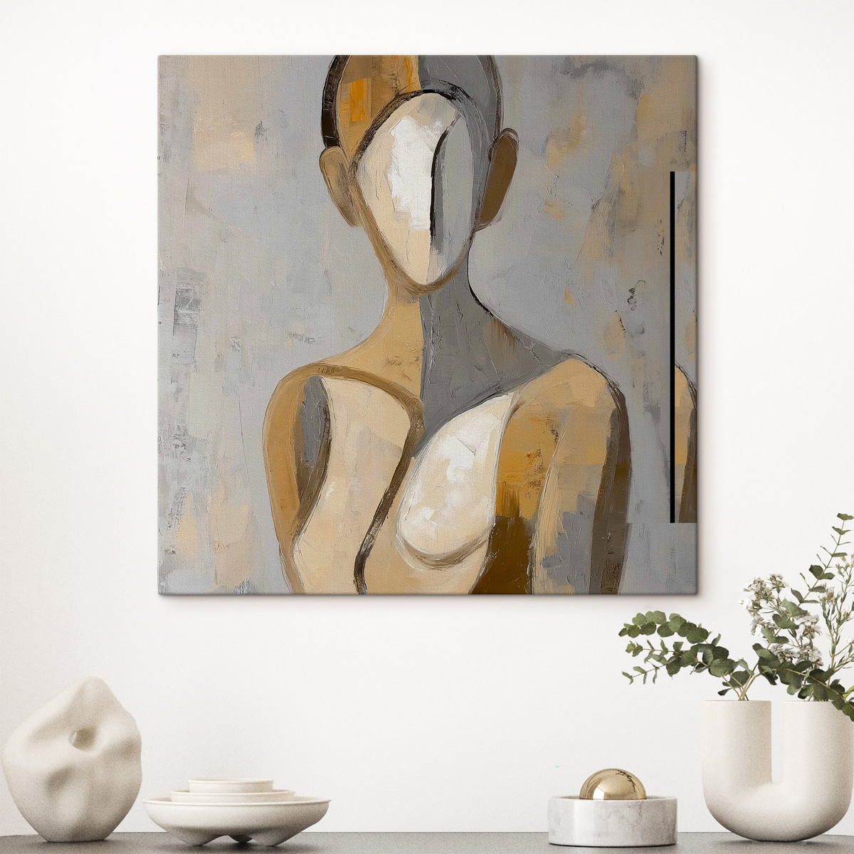 Figura em tons sóbrios — interior 2