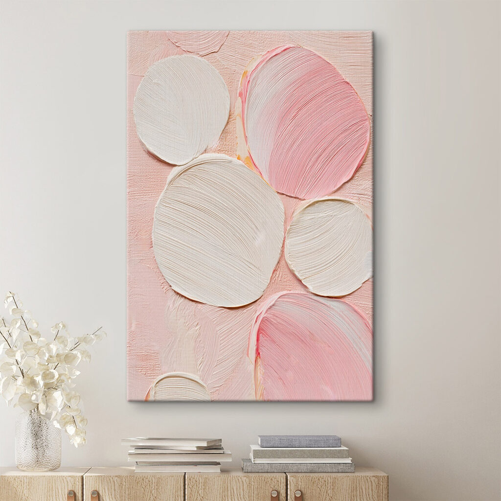 Ovais brancos sobre rosa — interior 1