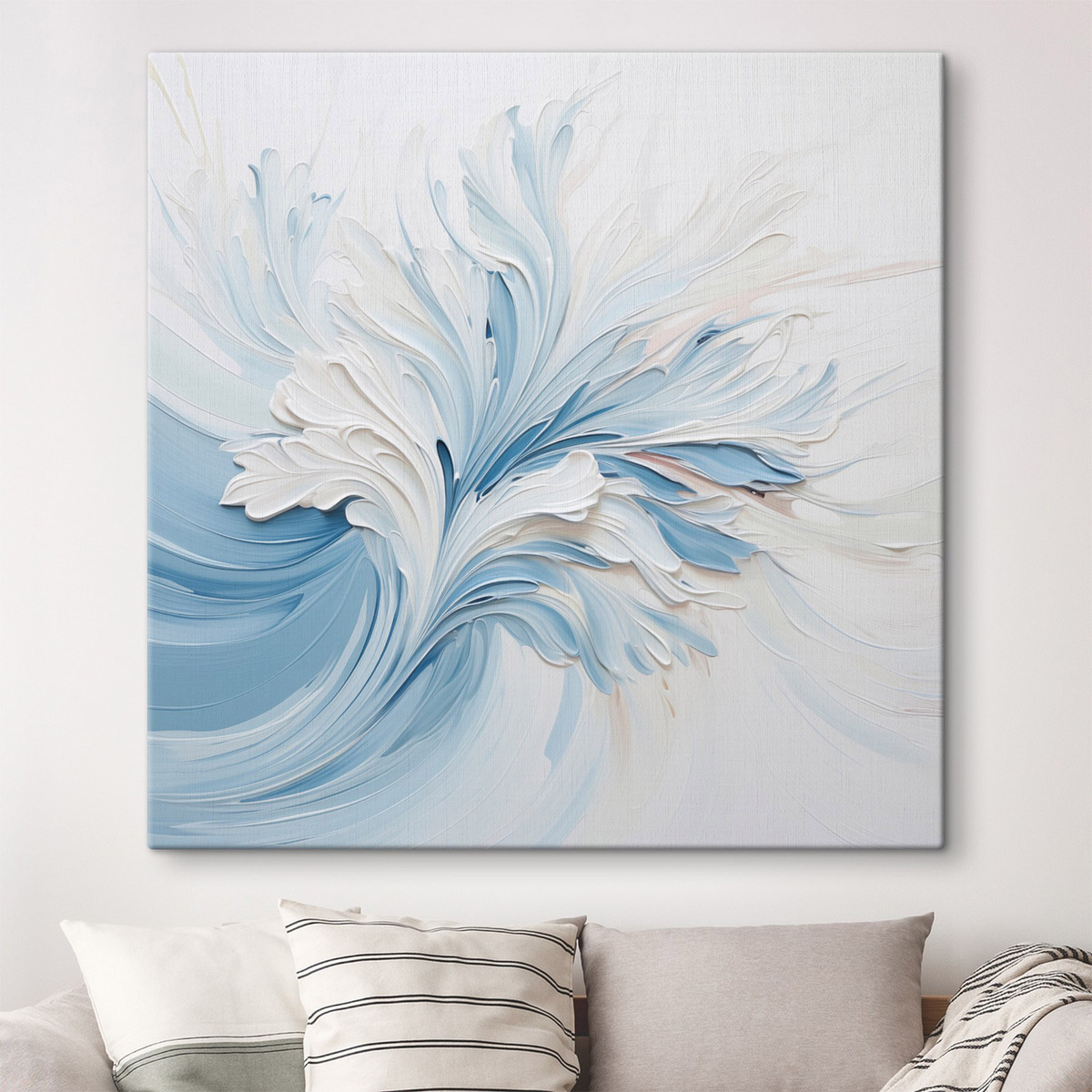 Flores abstratas em azul num interior