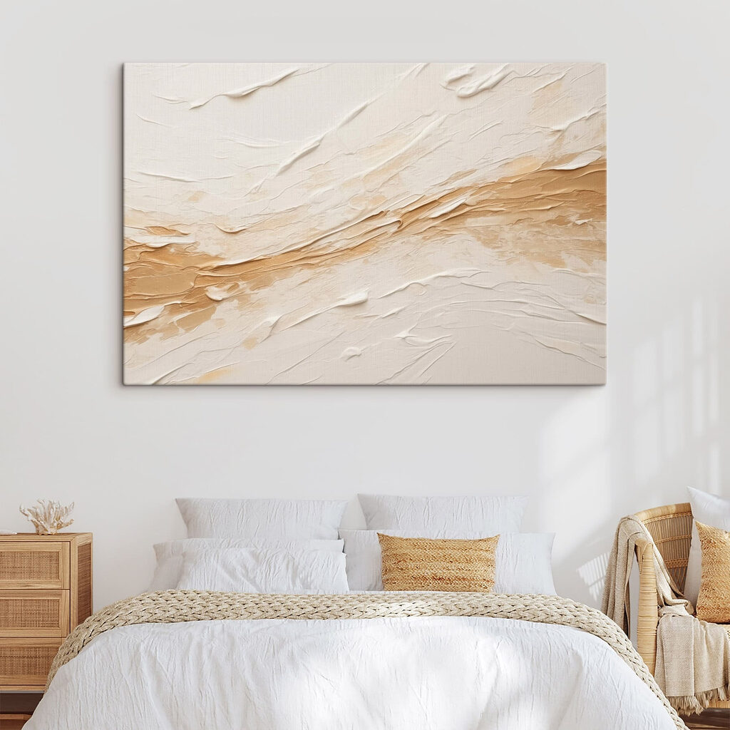 Traço dourado sobre creme — interior 2