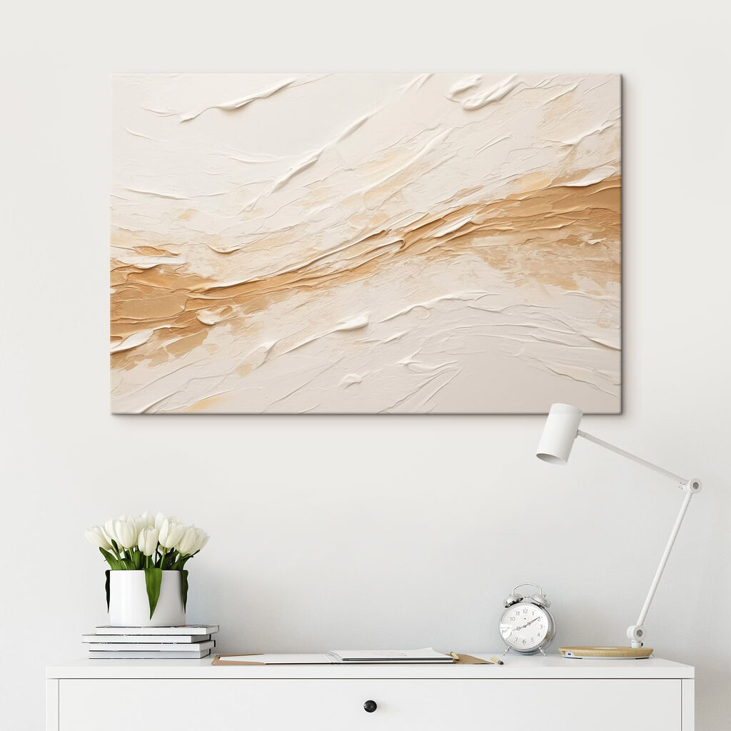 Traço dourado sobre creme — interior 3