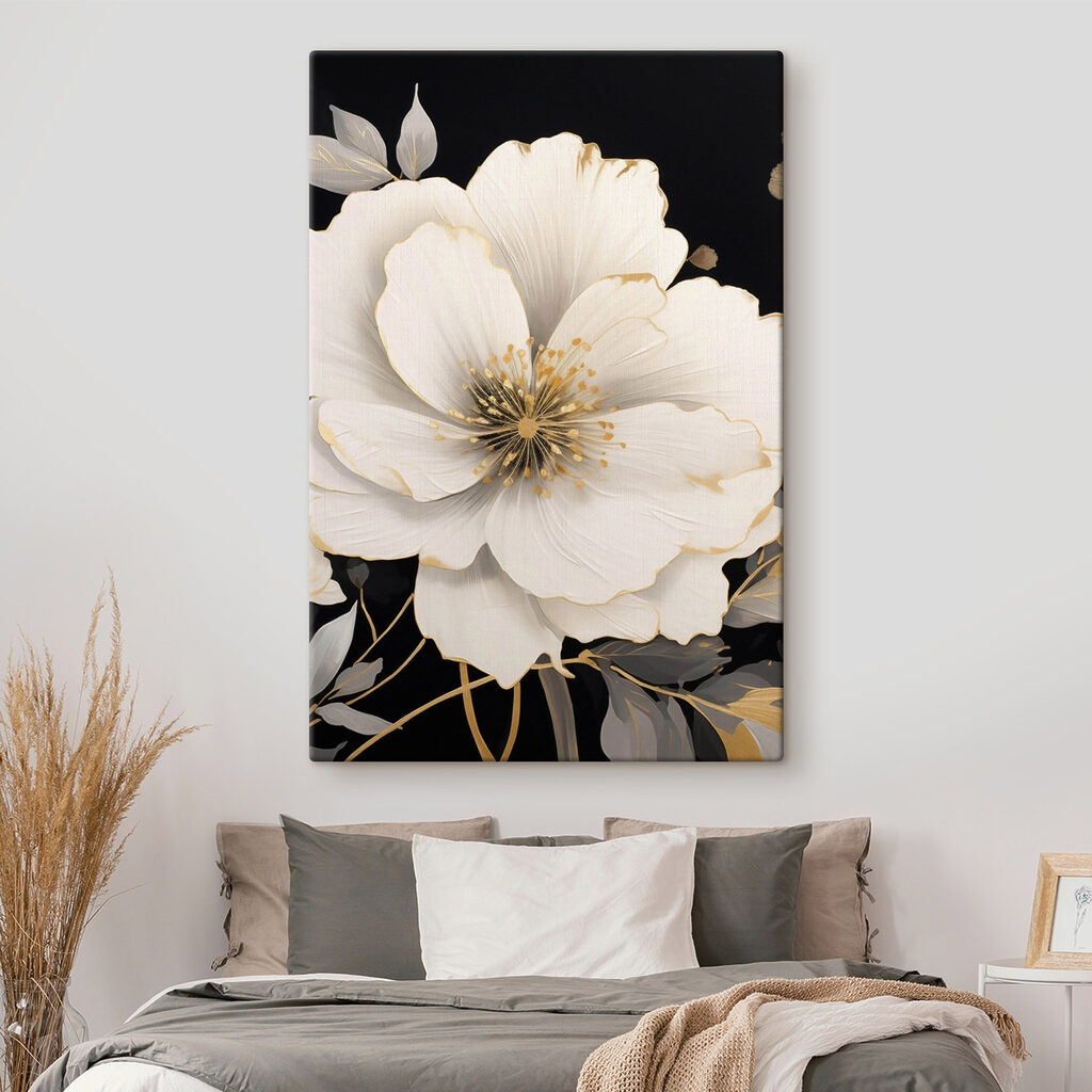Flor branca no escuro — interior 1