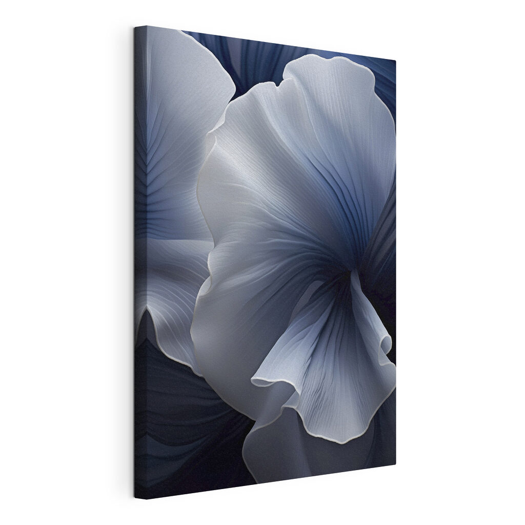 Flor azul sobre azul-escuro, tela esticada e borda contínua