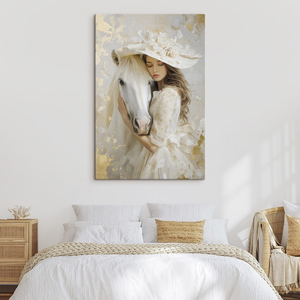 Mulher com cavalo branco — interior 2