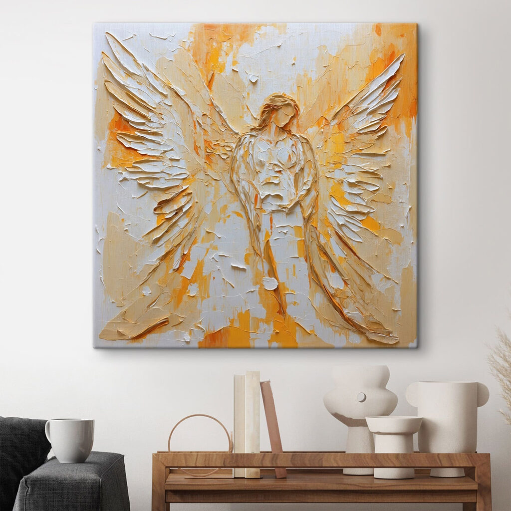 Anjo em camadas douradas — interior 2