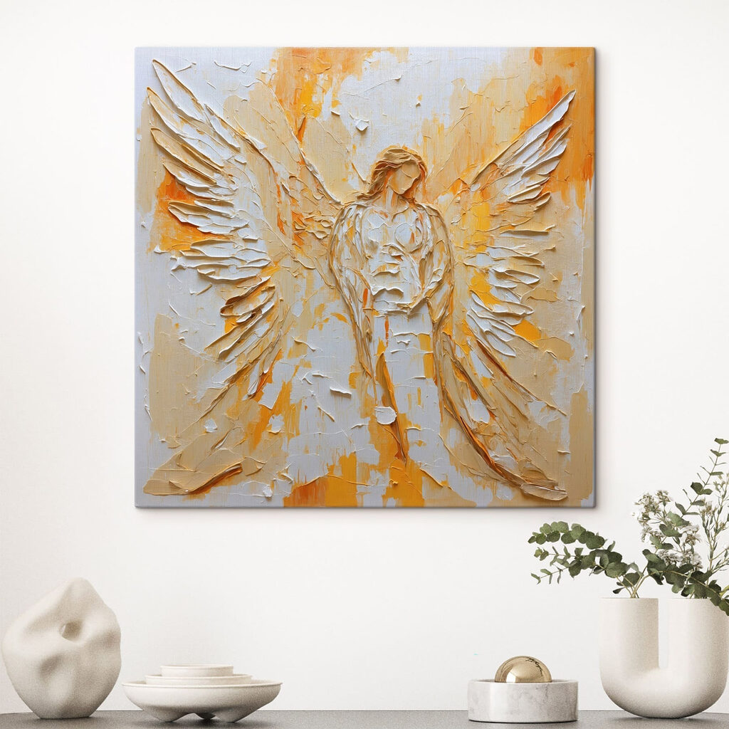Anjo em camadas douradas — interior 1