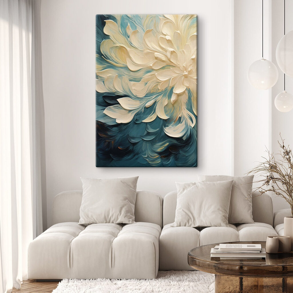 Flor creme sobre verde-mar — interior 2