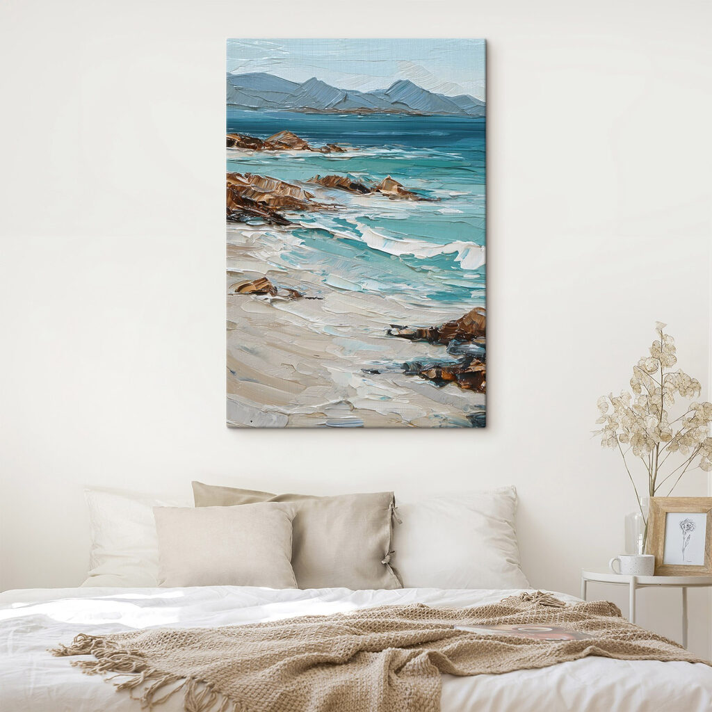 Ondas turquesa entre rochas — interior 1