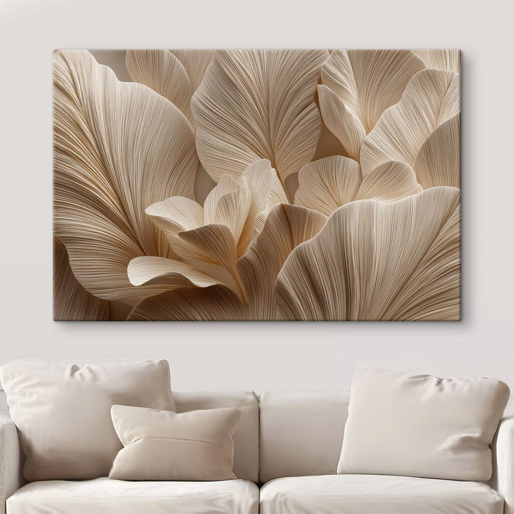Folhas em leque bege num interior