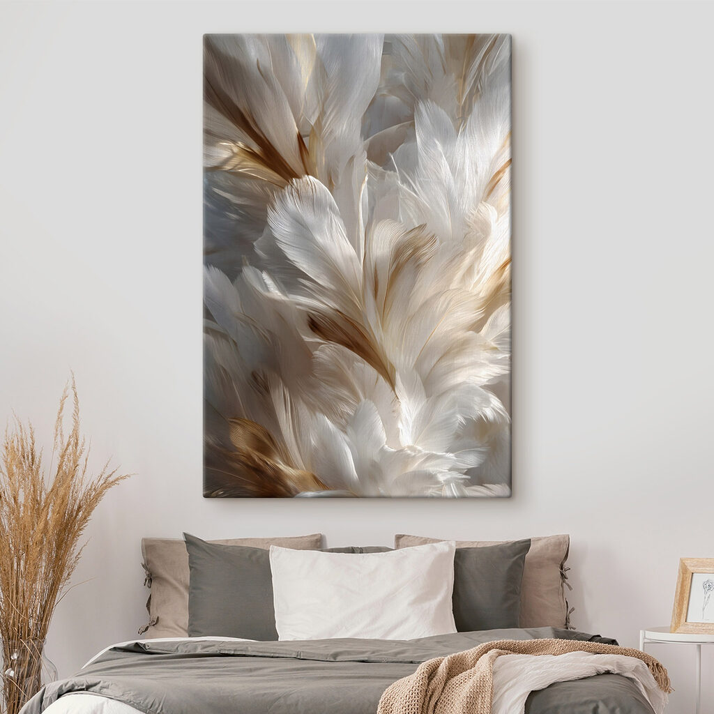 Penas claras com dourado — interior 1