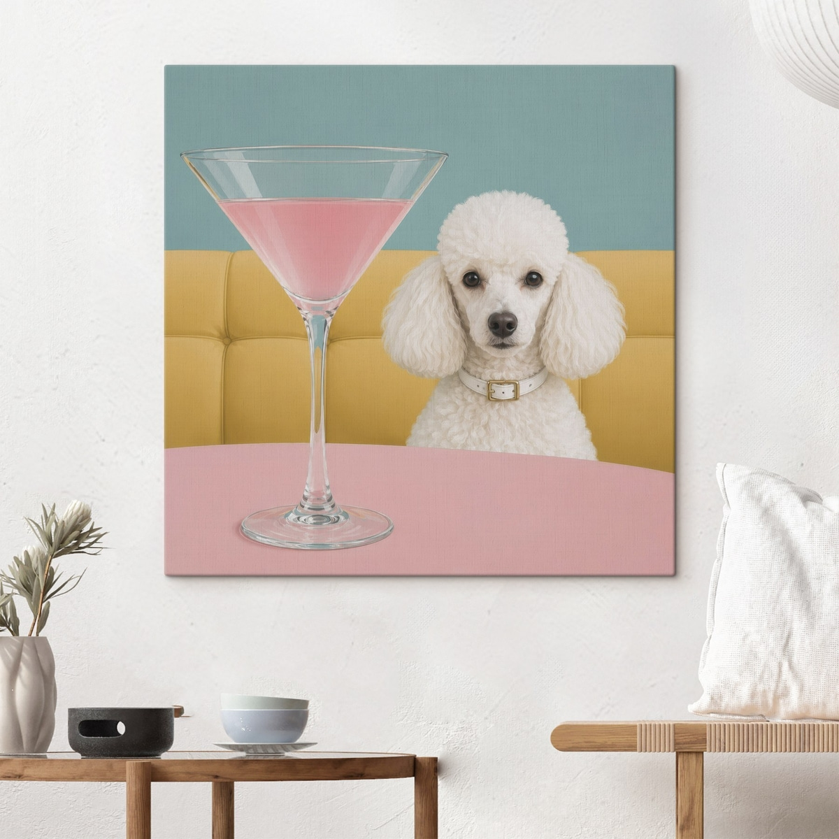 Caniche branco com copo — interior 2