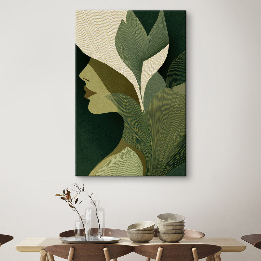 Perfil entre folhas verdes — interior 1