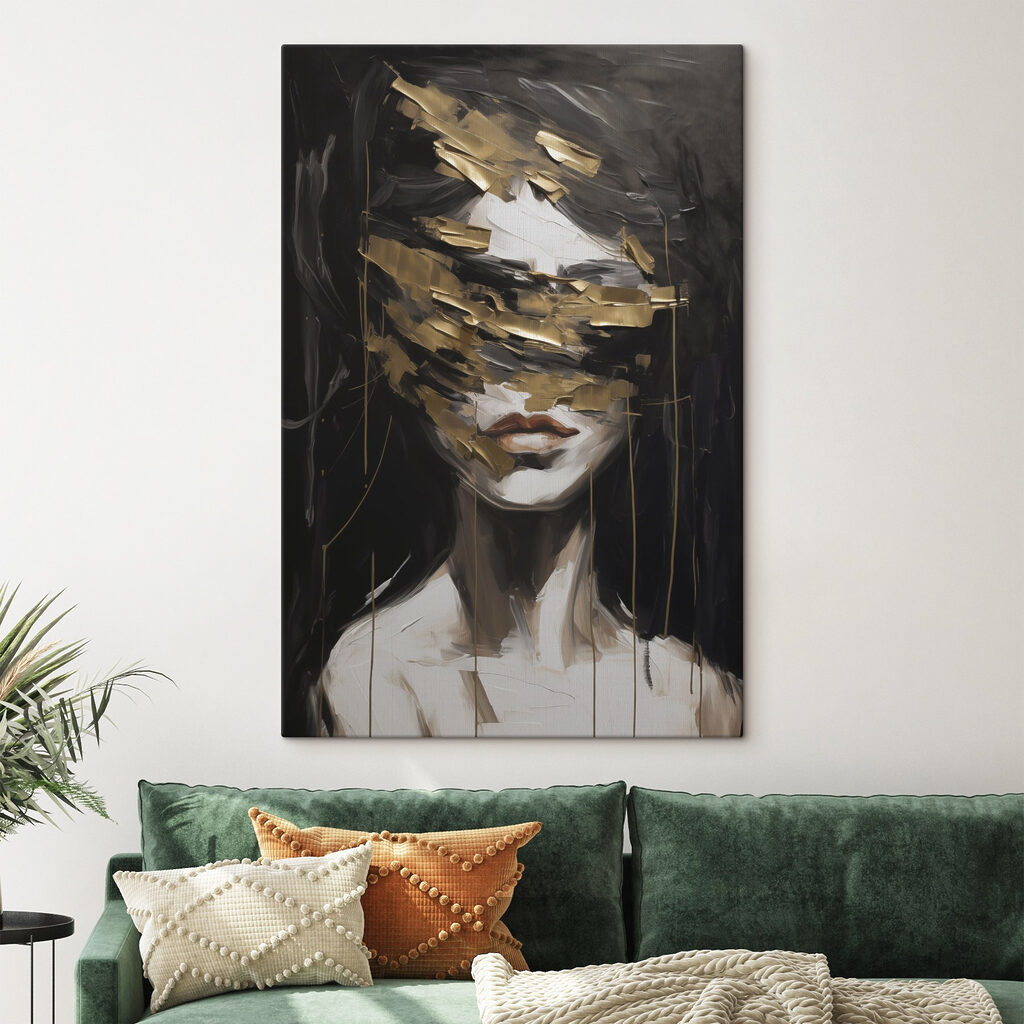 Mulher sobre fundo negro — interior 2