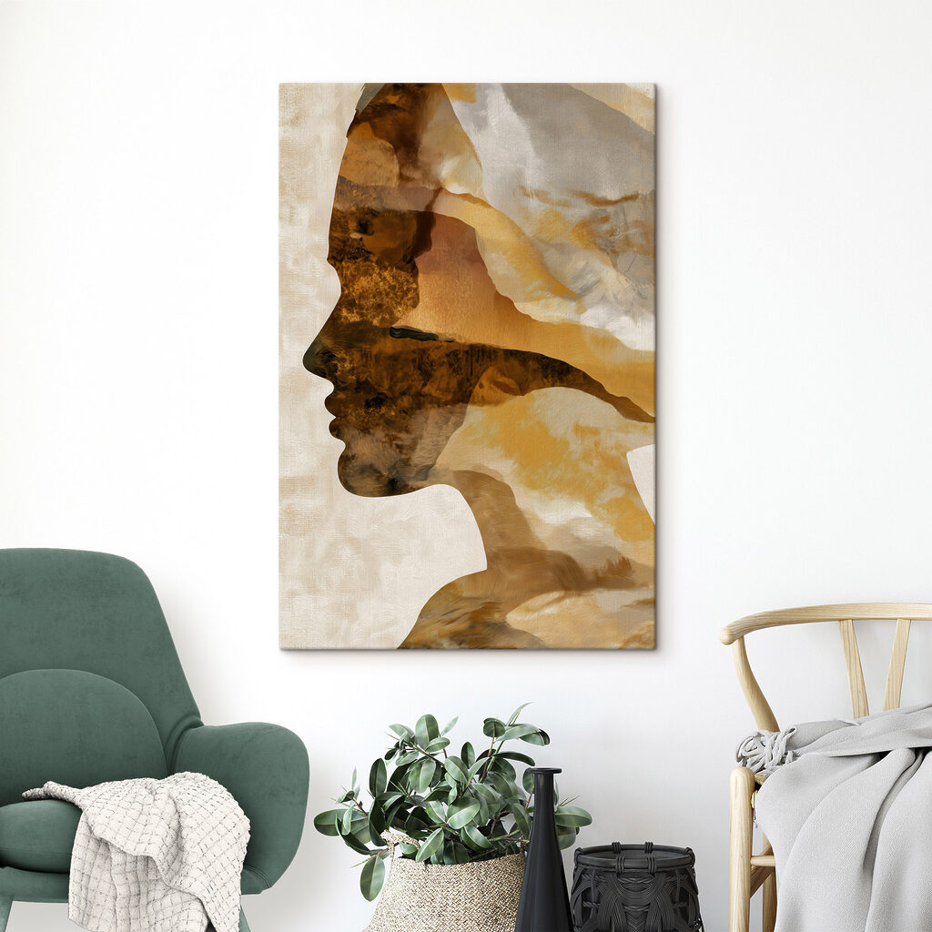 Perfil dourado de mulher — interior 1