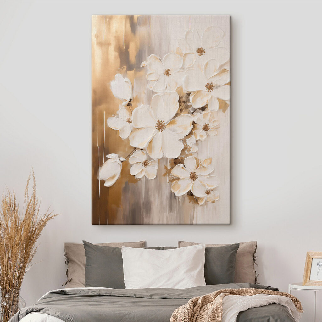Flores brancas sobre dourado — interior 1