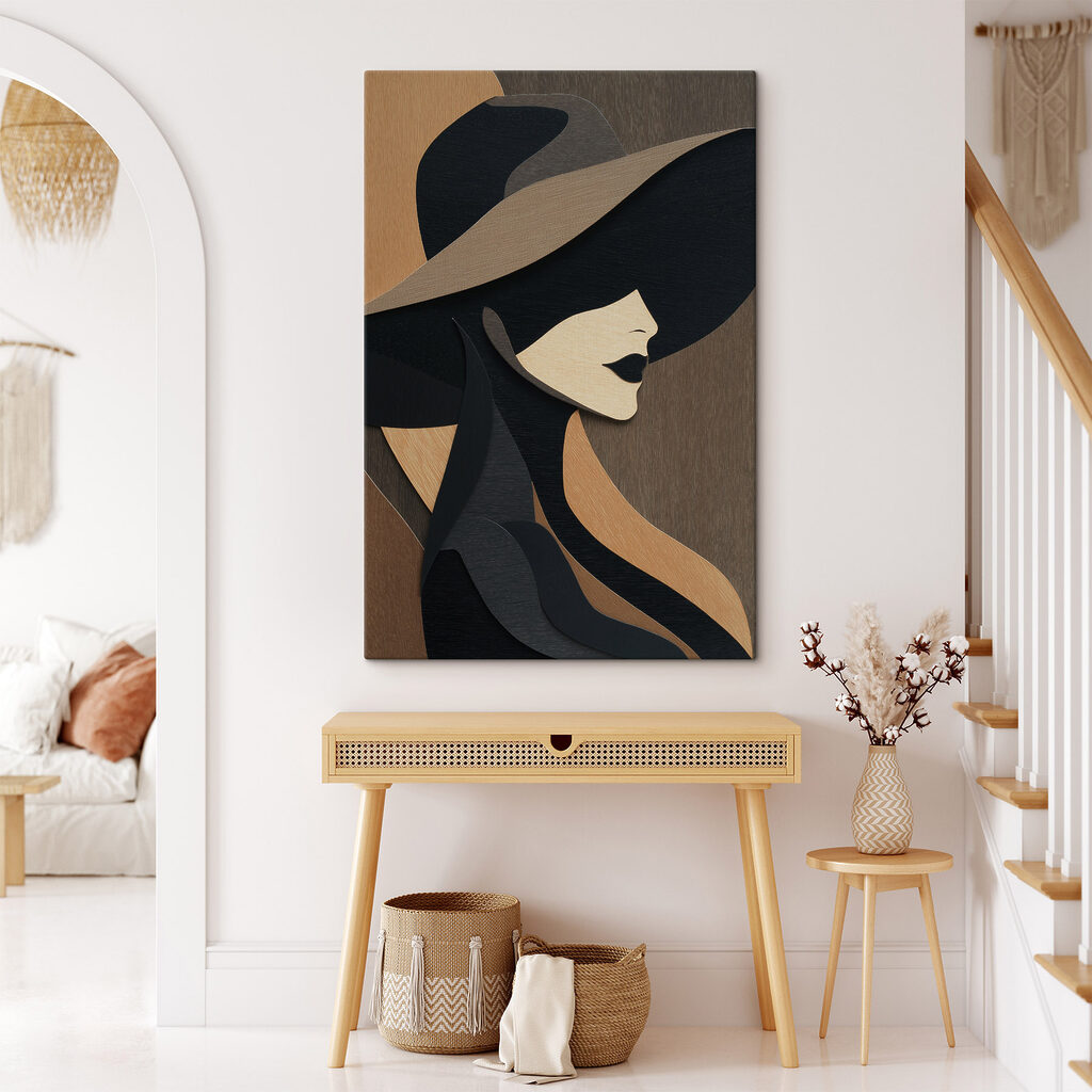 Mulher de chapéu preto — interior 1