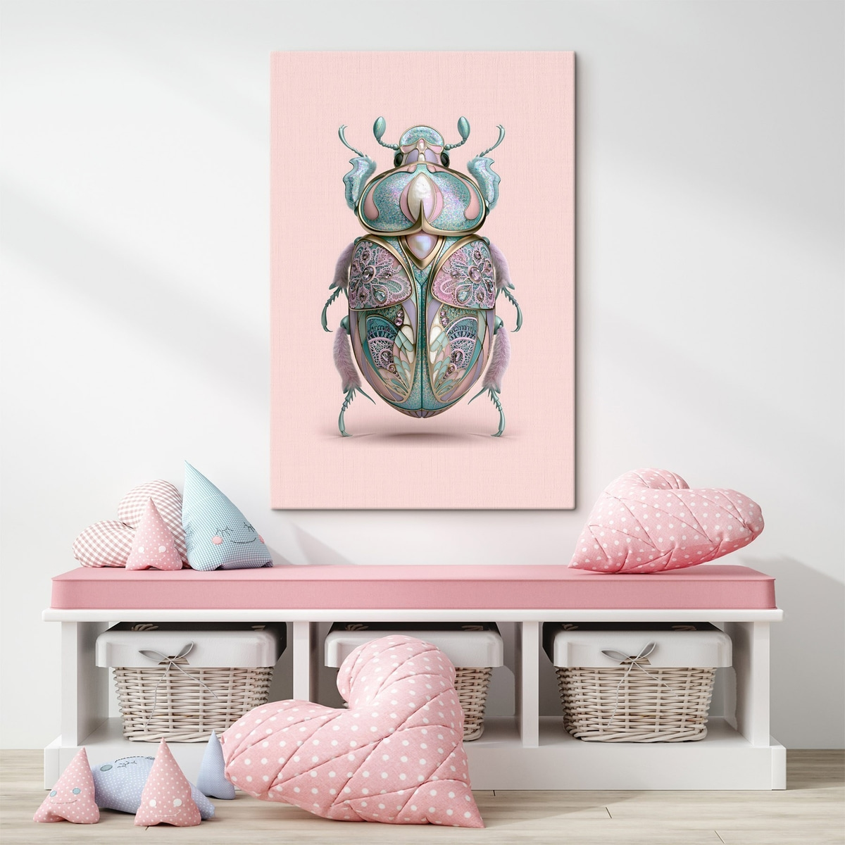 Besouro ornamentado em rosa — interior 2
