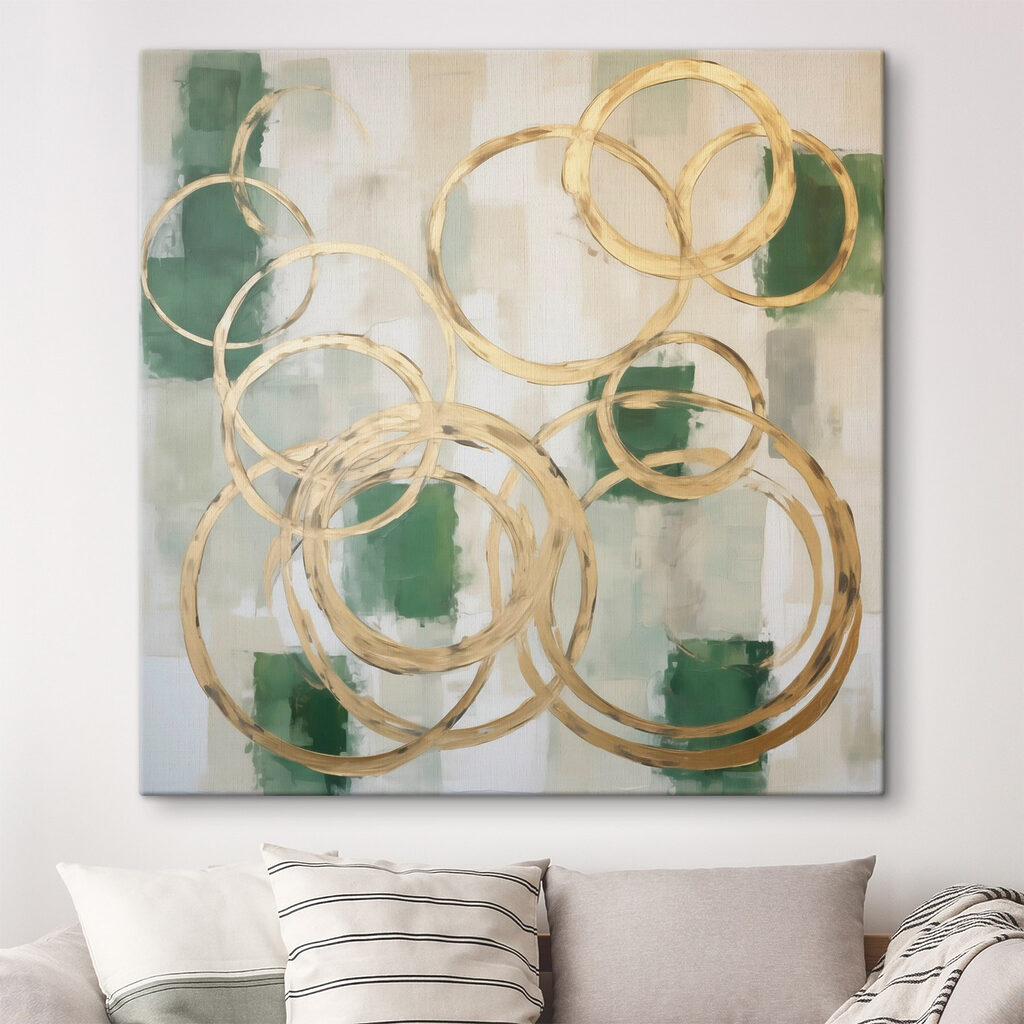 Anéis dourados em verde-floresta — interior 1