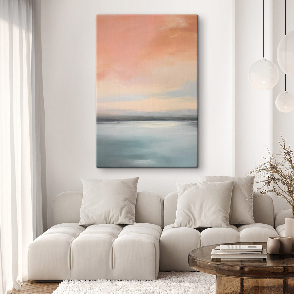 Céu coral sobre água — interior 1