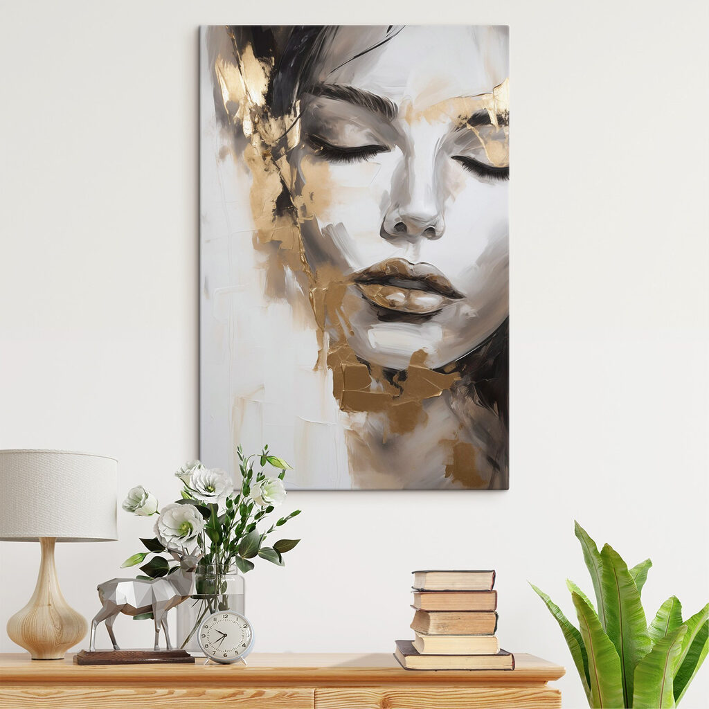 Tinta dourada na face — interior 2