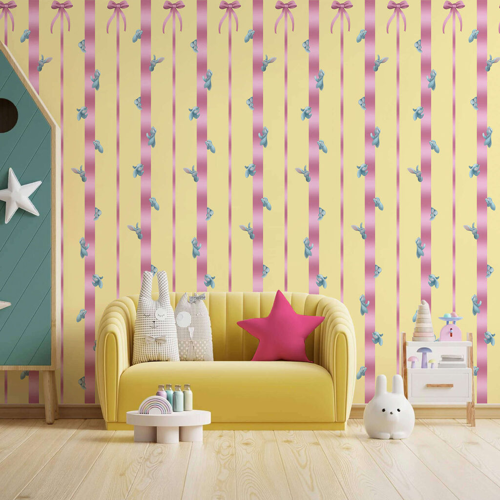 Flores rosa sobre amarelo — interior 1