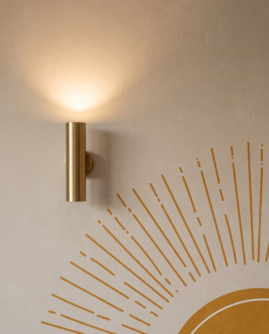 Sol radiante sobre ondas — detalhe