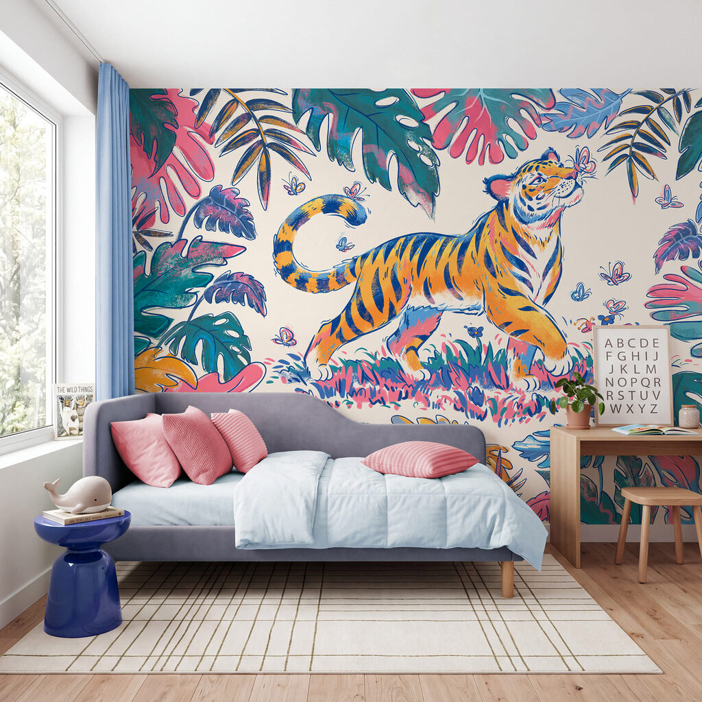 Tigre entre folhas garridas — interior 3