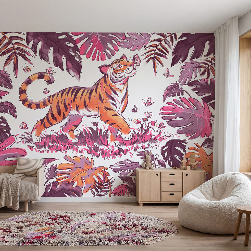 Tigre entre folhas garridas — interior 1