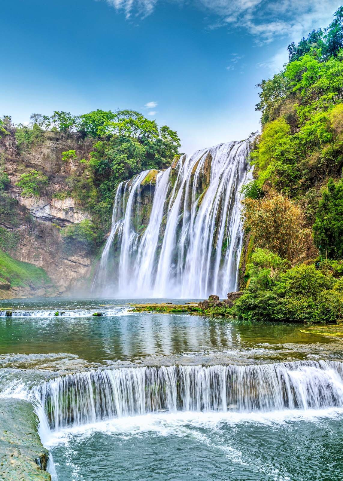 Cascata em degraus — design completo