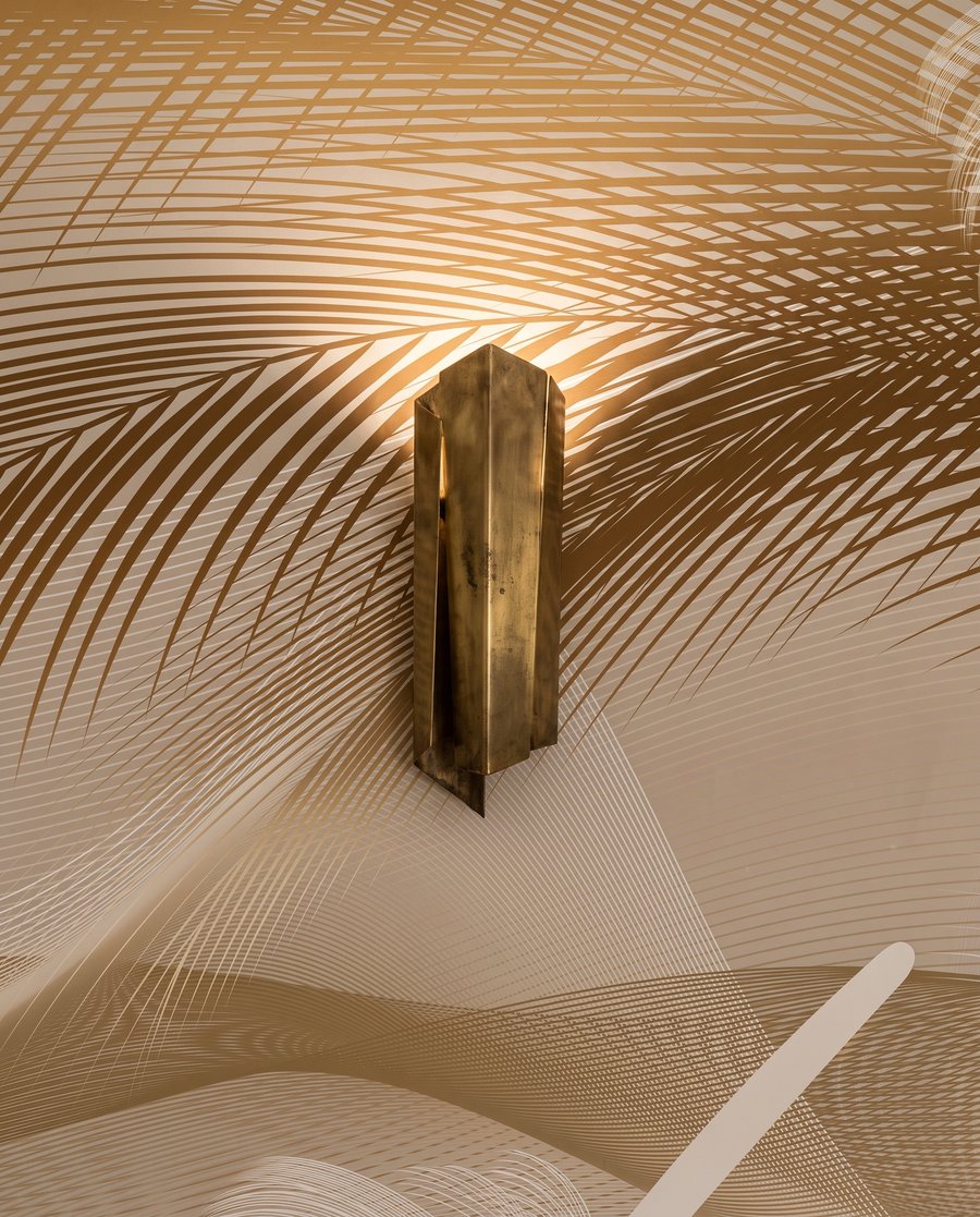 Penas na luz quente — detalhe